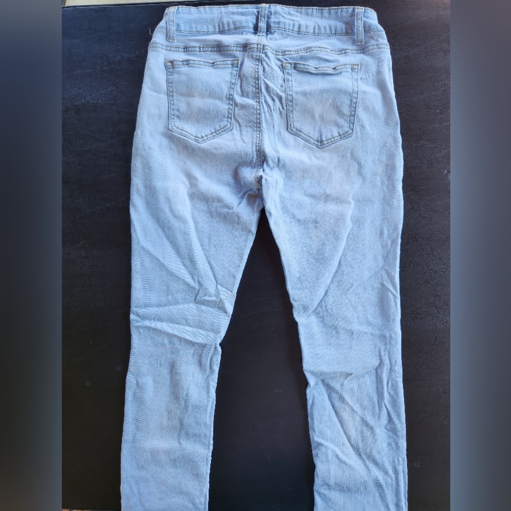 Jeans - Picture 4 of 6